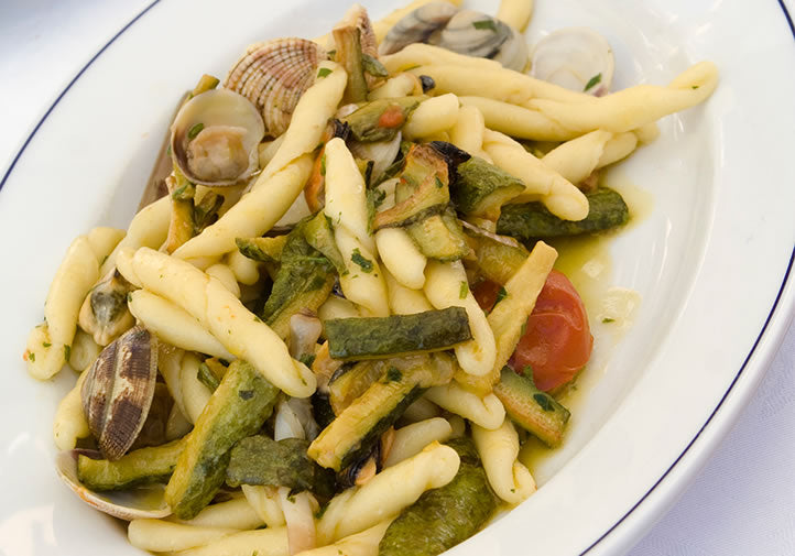 Olio Pantaleo - Strozzapreti vongole e zucchine