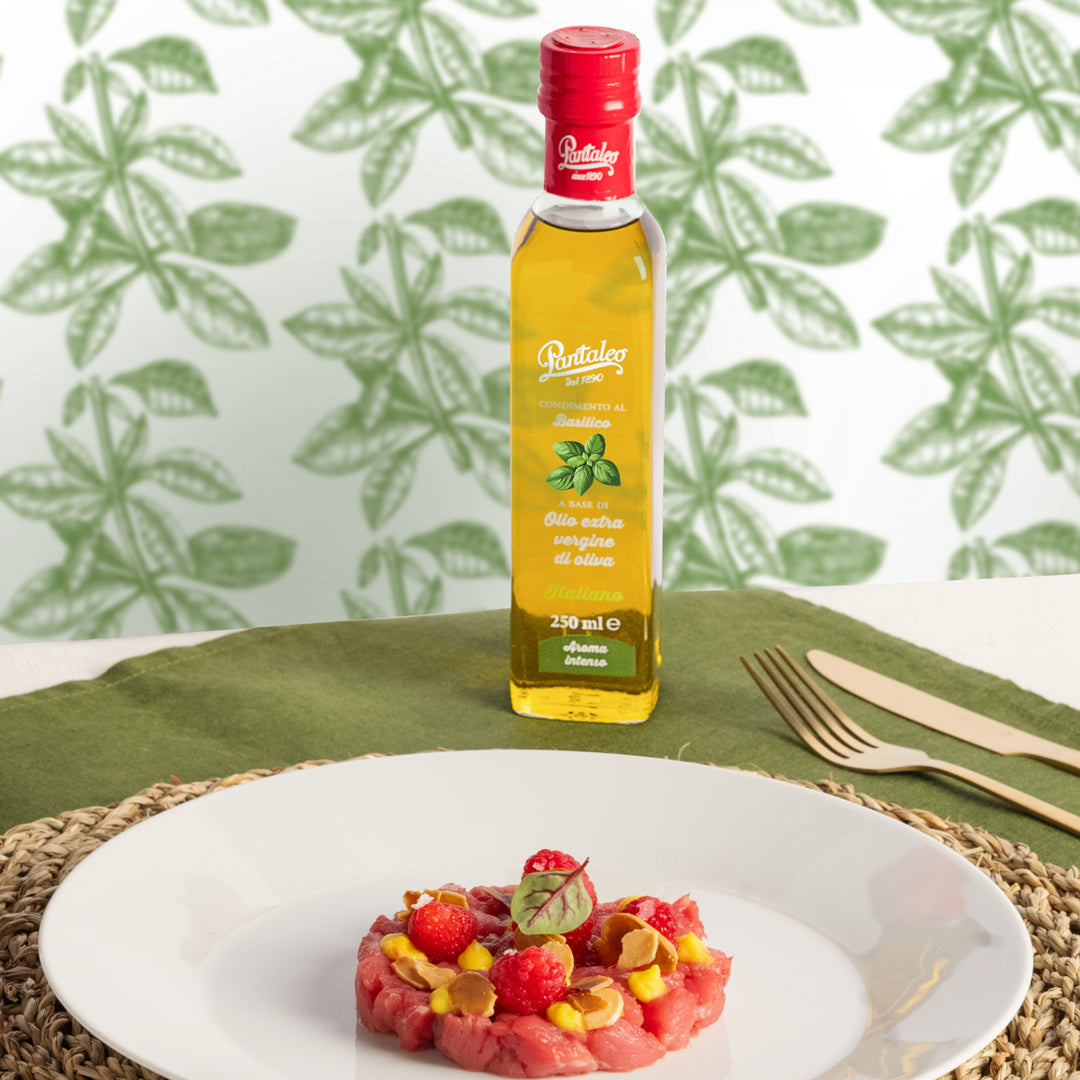 Dressing made with 100% Italiano extra-virgin olive oil, flavoured with basil