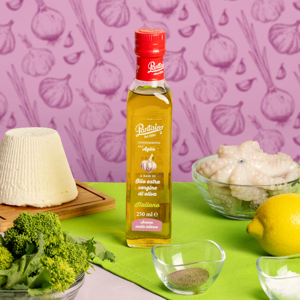 Dressing made with 100% Italiano extra-virgin olive oil, flavoured with garlic