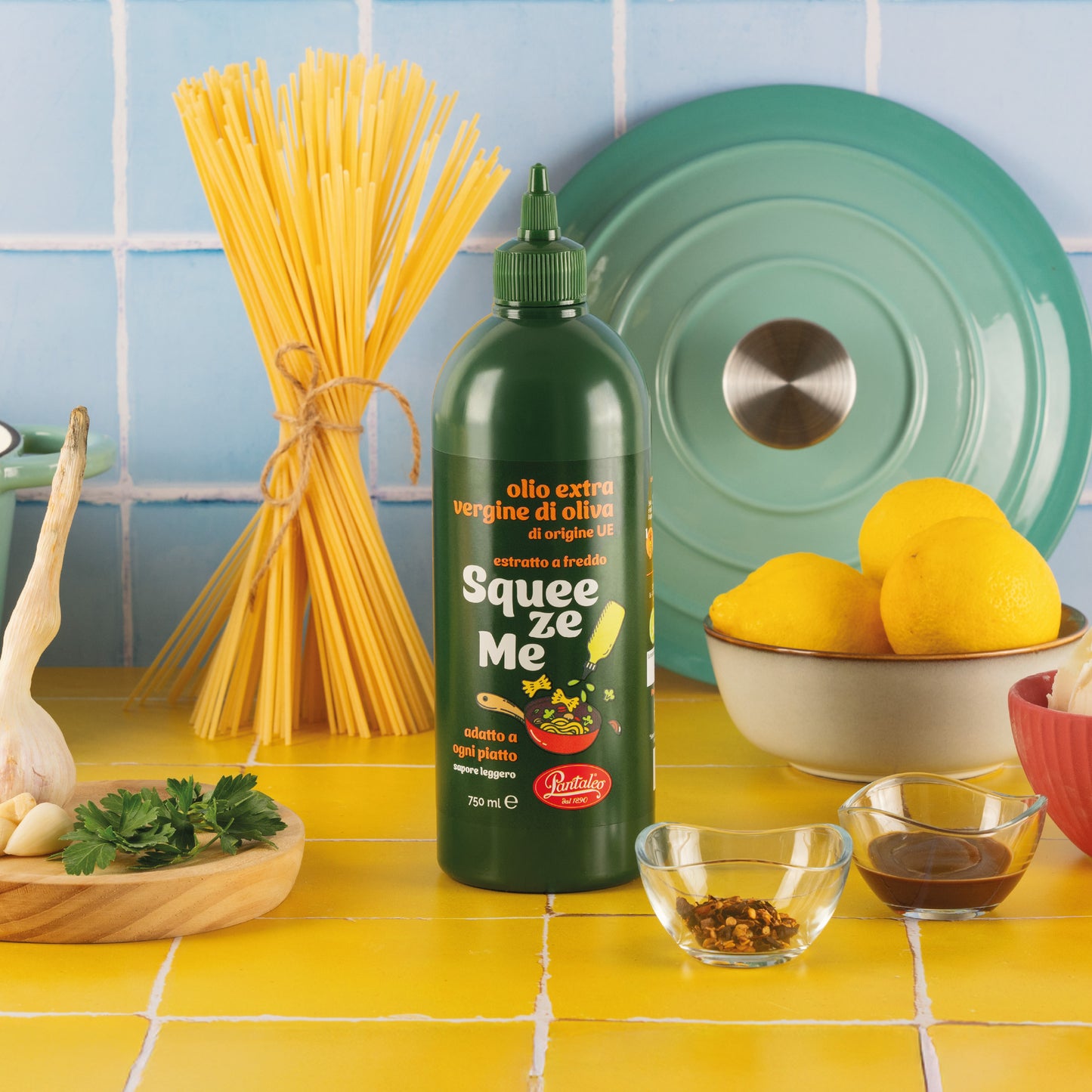
                  
                    Squeeze Me Extra-Virgin Olive Oil 750 ml
                  
                